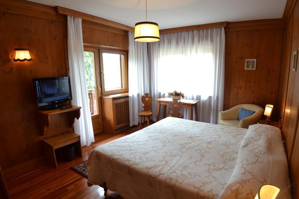 Hotel Villa Nevada Cortina dʼAmpezzo Dış mekan fotoğraf