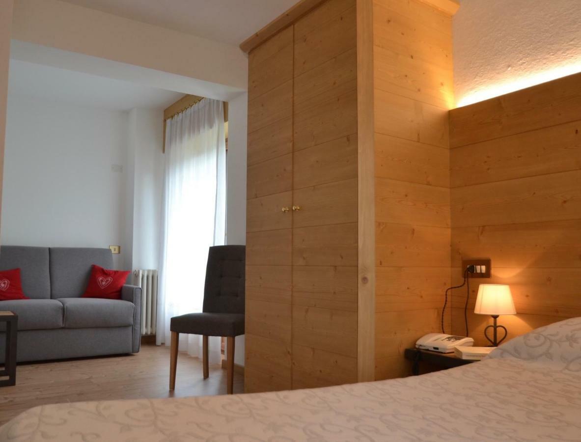 Hotel Villa Nevada Cortina dʼAmpezzo Dış mekan fotoğraf