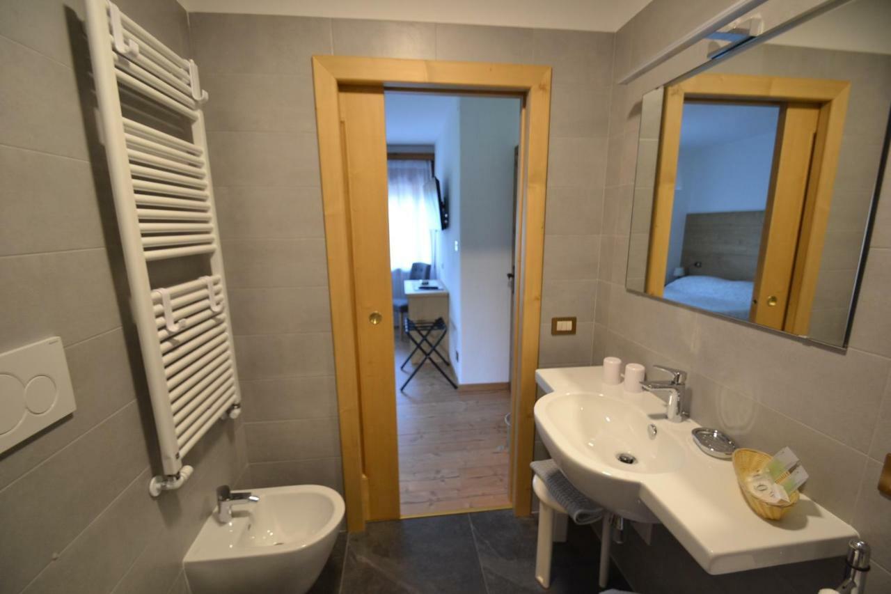 Hotel Villa Nevada Cortina dʼAmpezzo Dış mekan fotoğraf